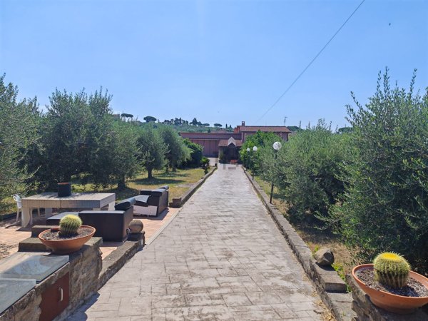 casa indipendente in vendita ad Albano Laziale