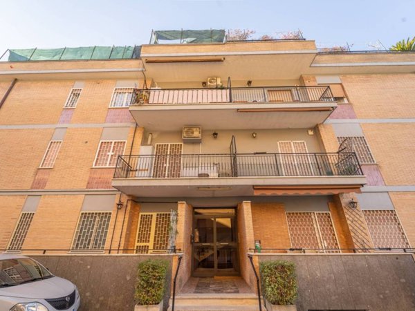 appartamento in vendita ad Albano Laziale