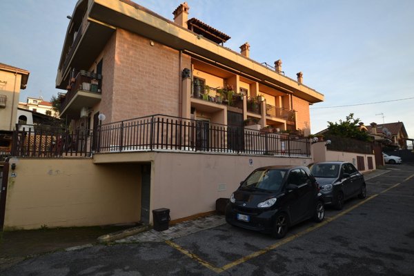 appartamento in vendita ad Albano Laziale