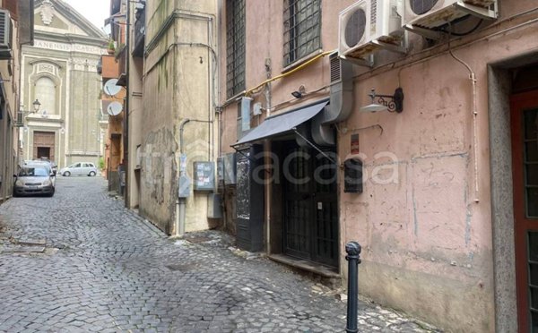 negozio in vendita ad Albano Laziale