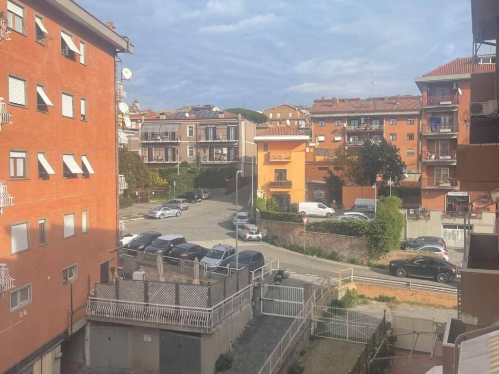 appartamento in vendita ad Albano Laziale