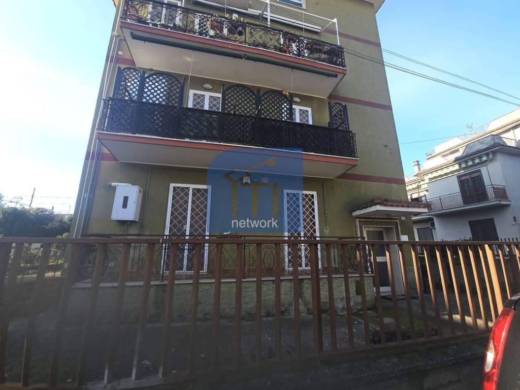 appartamento in vendita ad Albano Laziale in zona Marfoli