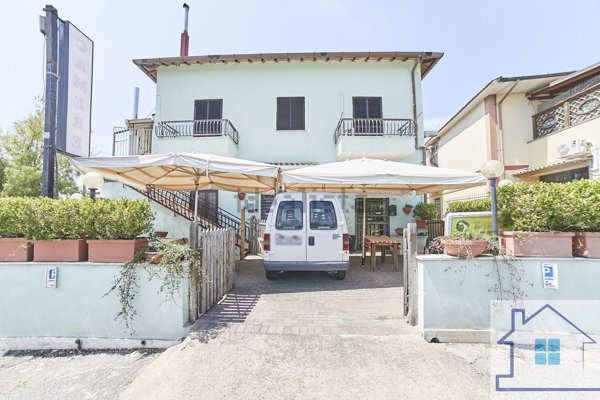 appartamento in vendita ad Albano Laziale in zona Cecchina