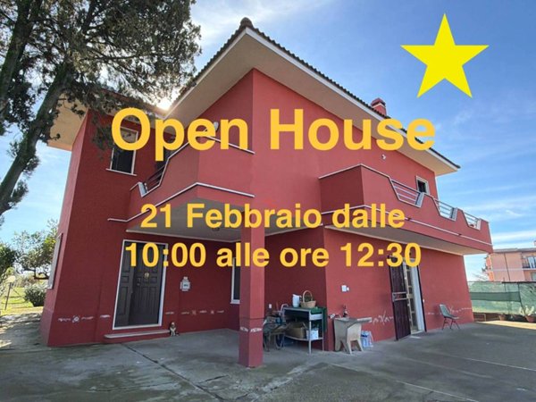 casa indipendente in vendita ad Albano Laziale in zona Pavona