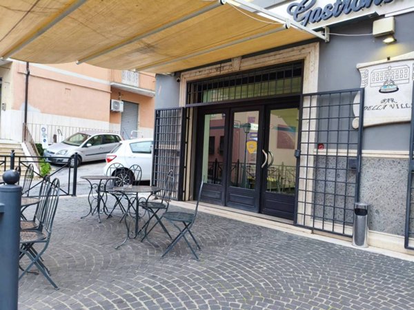 negozio in vendita ad Albano Laziale