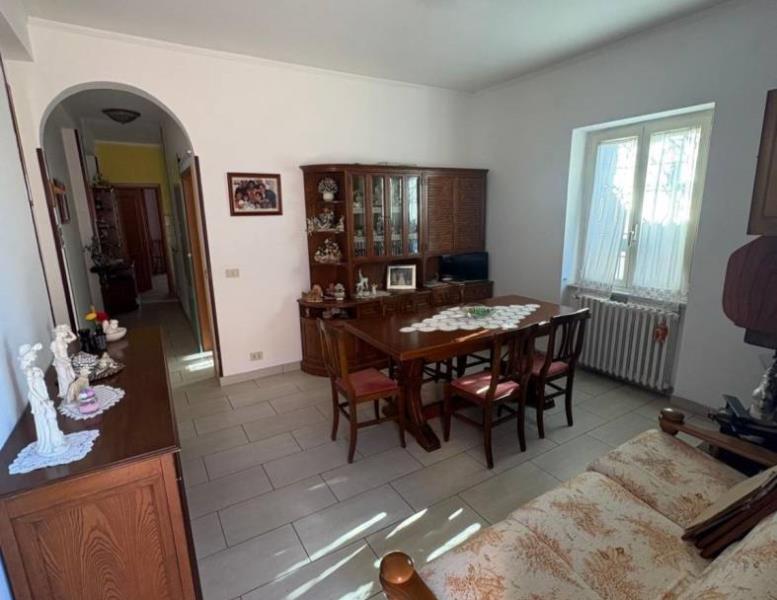 appartamento in vendita ad Albano Laziale in zona Cecchina