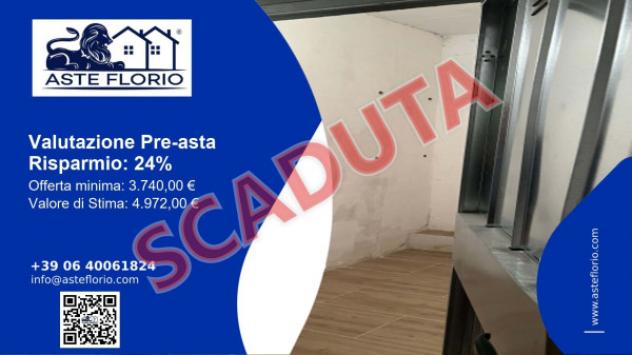 locale commerciale in vendita ad Albano Laziale