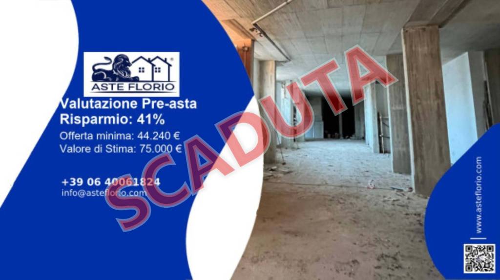 locale commerciale in vendita ad Albano Laziale in zona Pavona