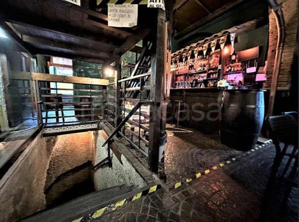 negozio in vendita ad Albano Laziale