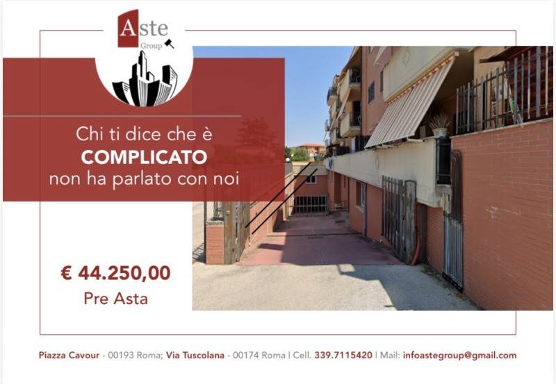 locale commerciale in vendita ad Albano Laziale in zona Pavona