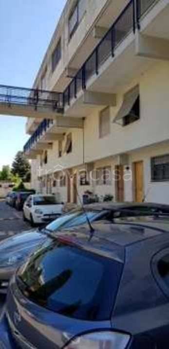 appartamento in vendita ad Albano Laziale in zona Pavona