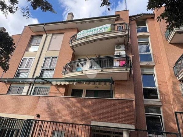 appartamento in vendita ad Albano Laziale in zona Cecchina