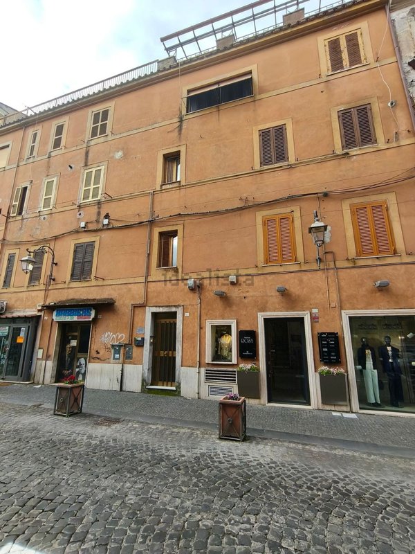 appartamento in vendita ad Albano Laziale