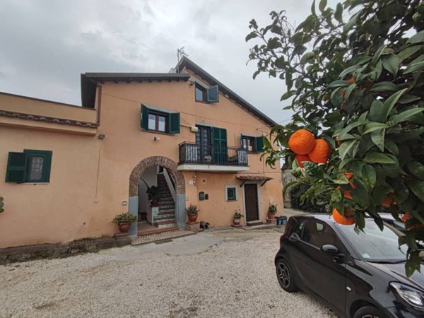 appartamento in vendita ad Albano Laziale