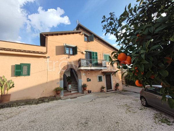appartamento in vendita ad Albano Laziale