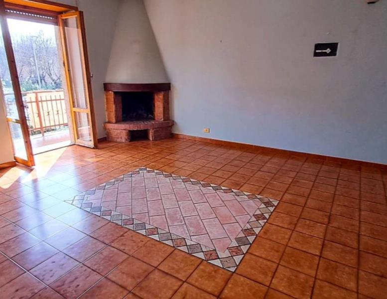 appartamento in vendita ad Albano Laziale in zona Pavona