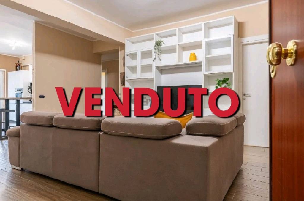 appartamento in vendita ad Albano Laziale in zona Cecchina