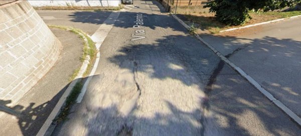 locale commerciale in vendita ad Albano Laziale in zona Pavona