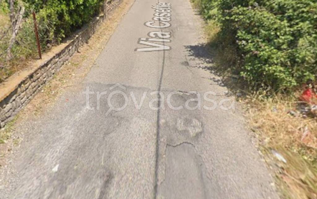 terreno edificabile in vendita ad Albano Laziale in zona Pavona