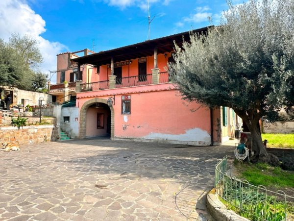 appartamento in vendita ad Albano Laziale