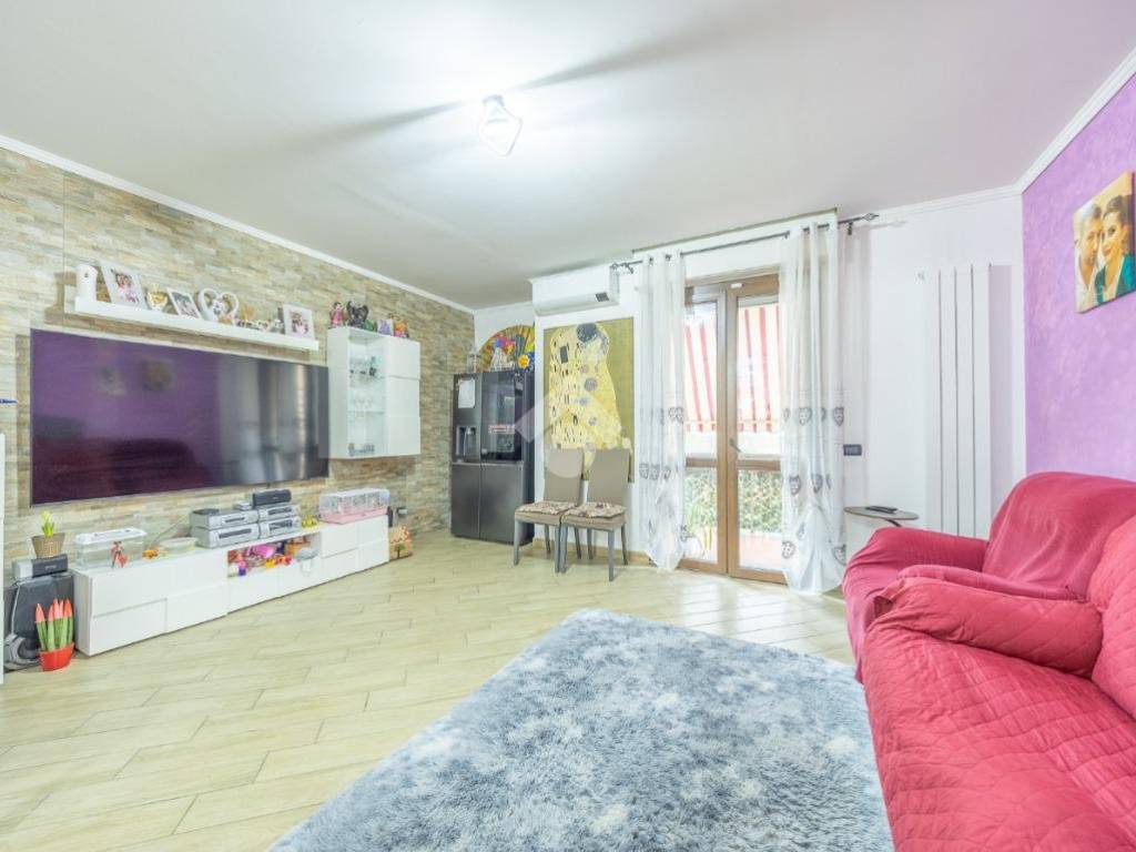 appartamento in vendita ad Albano Laziale in zona Pavona