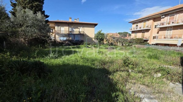 casa indipendente in vendita ad Albano Laziale