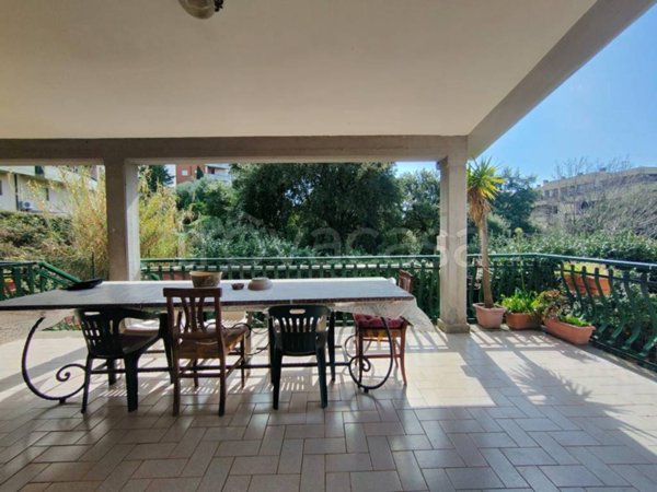 casa indipendente in vendita ad Albano Laziale