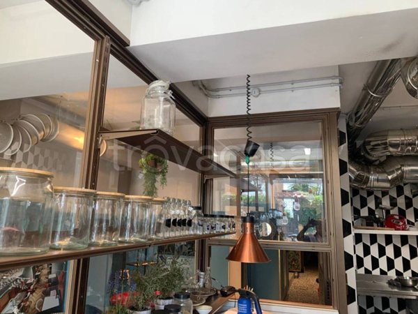 negozio in vendita ad Albano Laziale