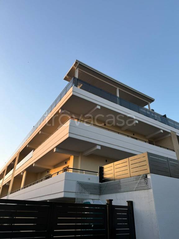 appartamento in vendita ad Albano Laziale