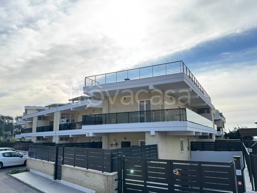 appartamento in vendita ad Albano Laziale