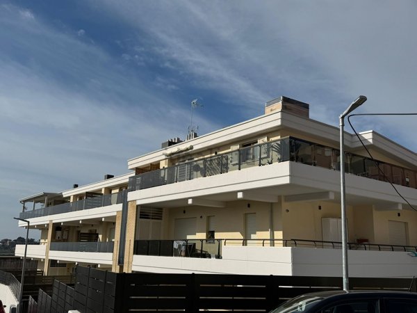 appartamento in vendita ad Albano Laziale in zona Pavona