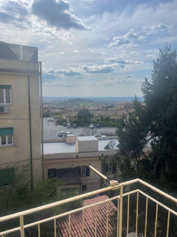 appartamento in vendita ad Albano Laziale