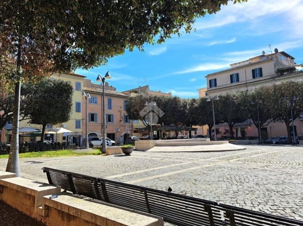 appartamento in vendita ad Albano Laziale