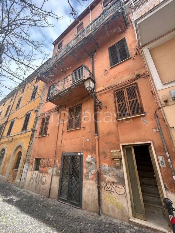 appartamento in vendita ad Albano Laziale