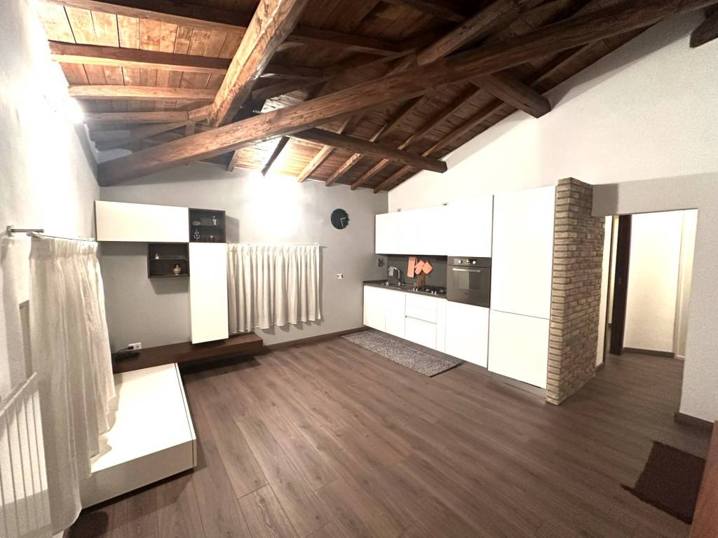 appartamento in vendita ad Albano Laziale