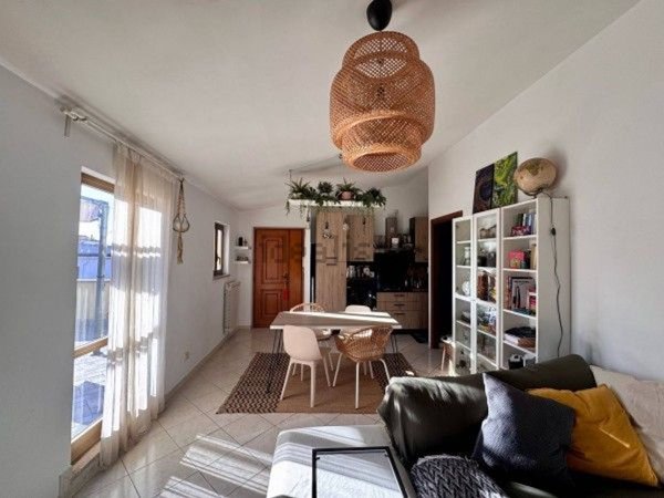 appartamento in vendita ad Albano Laziale in zona Cecchina