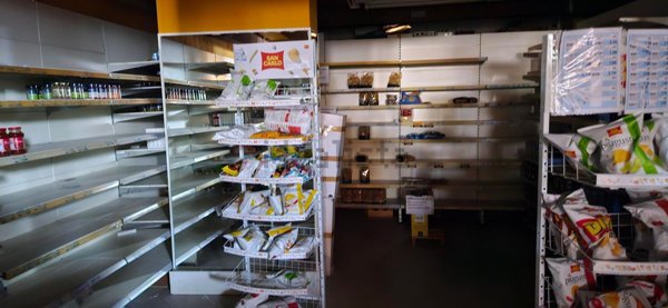 negozio in vendita ad Albano Laziale