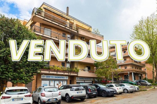appartamento in vendita ad Albano Laziale
