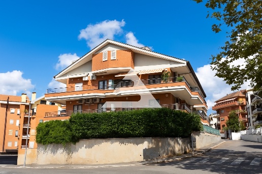 appartamento in vendita ad Albano Laziale