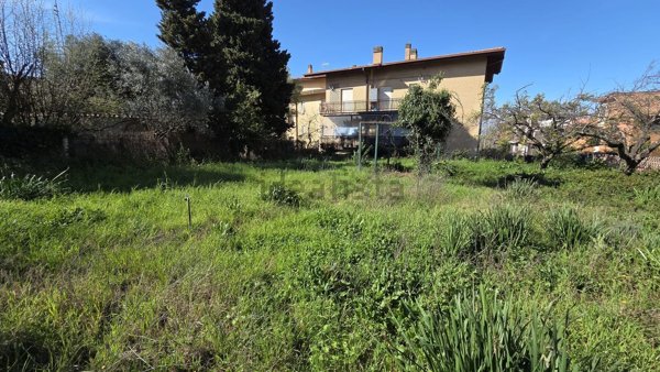 pentavano in vendita ad Albano Laziale