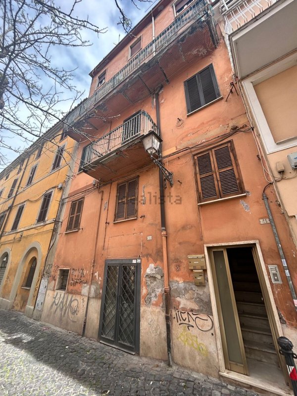 appartamento in vendita ad Albano Laziale