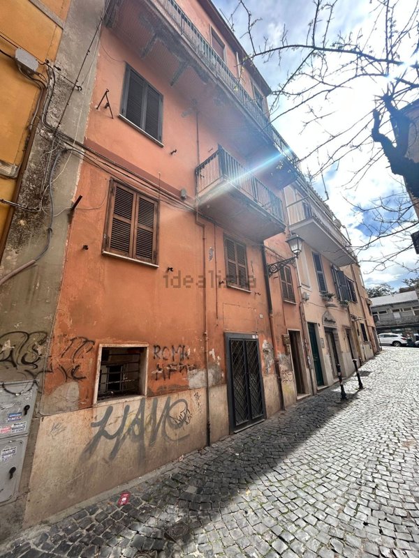 appartamento in vendita ad Albano Laziale