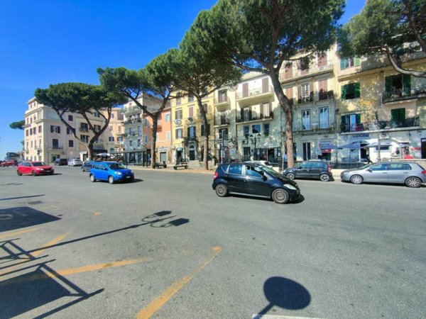 appartamento in vendita ad Albano Laziale