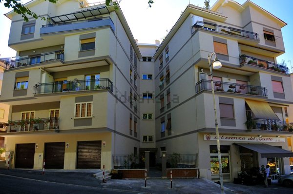 appartamento in vendita ad Albano Laziale