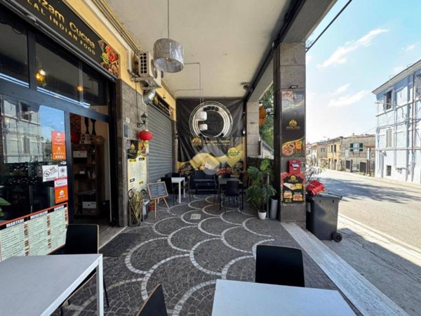 negozio in vendita ad Albano Laziale