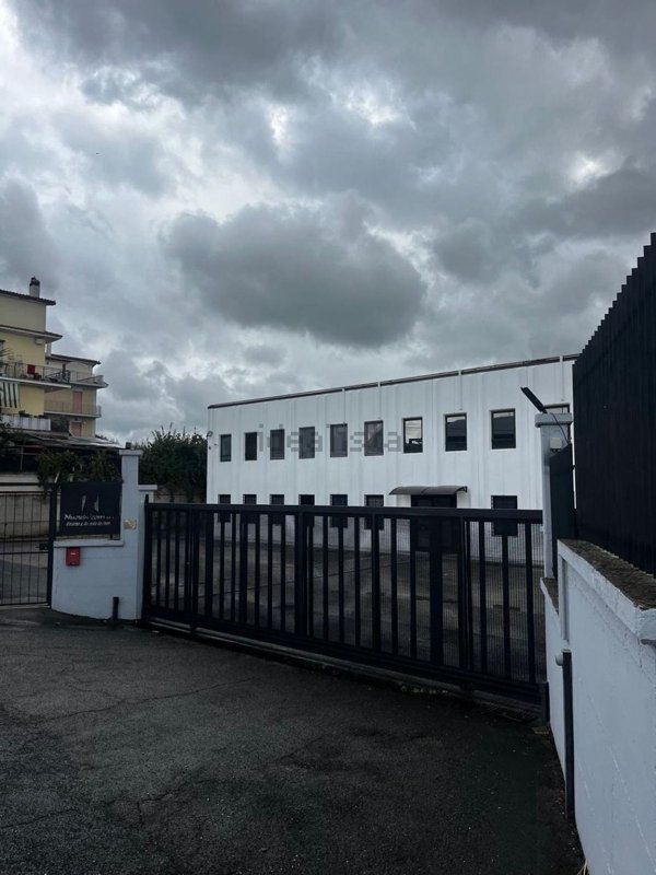 capannone in vendita ad Albano Laziale in zona Marfoli