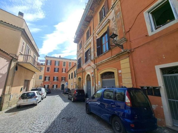 appartamento in vendita ad Albano Laziale