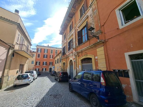 appartamento in vendita ad Albano Laziale
