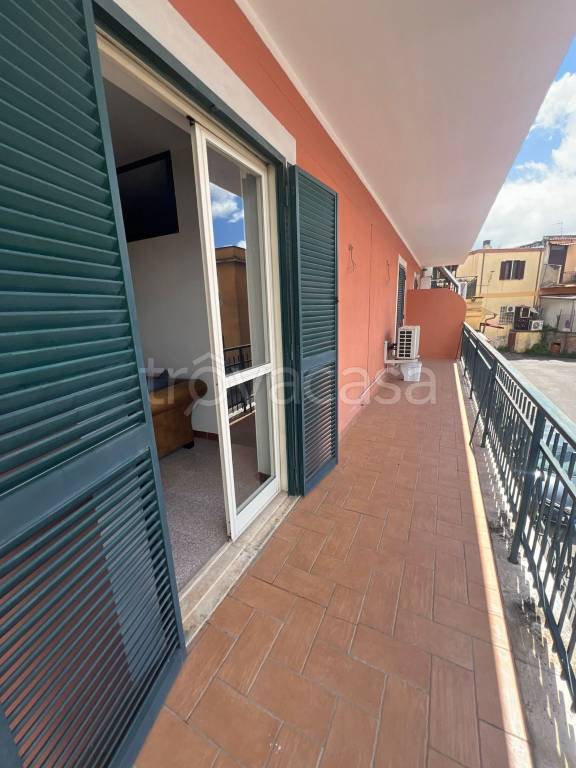 appartamento in vendita ad Albano Laziale in zona Cecchina