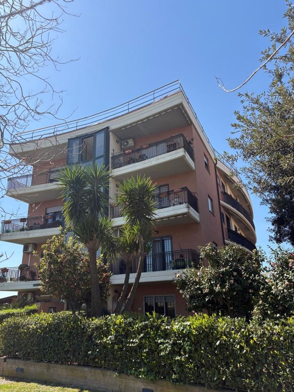 appartamento in vendita ad Albano Laziale